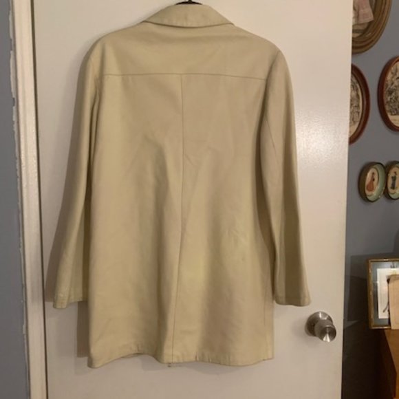 Burberrys Leather 7/8 coat - Picture 3 of 6